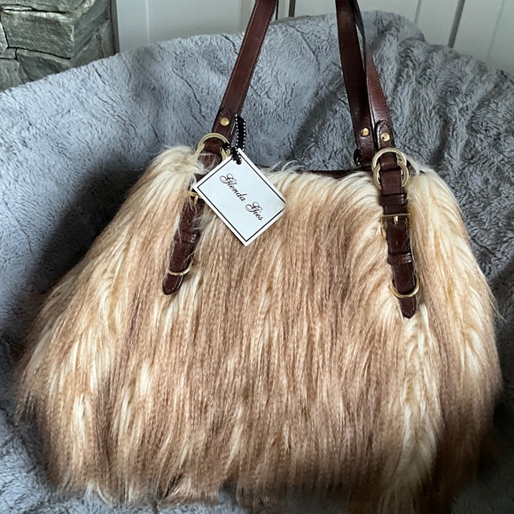Glenda Geis. Lilly. Mongolian Faux Fur.  NEW.  Showstopper.  Shoulder bag. - Picture 1 of 4